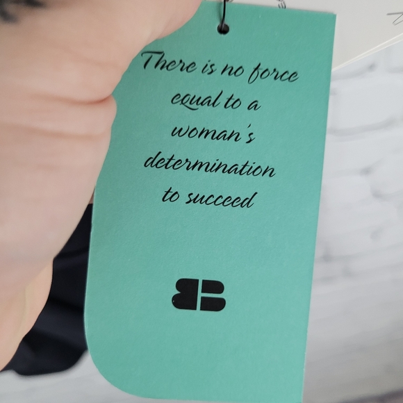 BEACH HOUSE SPORT | Vitality two-piece convertible tankini top swimsuit - Picture 5 of 15